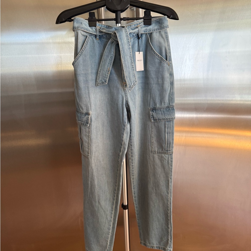 Forever 21 Light Blue Ankle Jeans with Tie Waist & Side Pockets